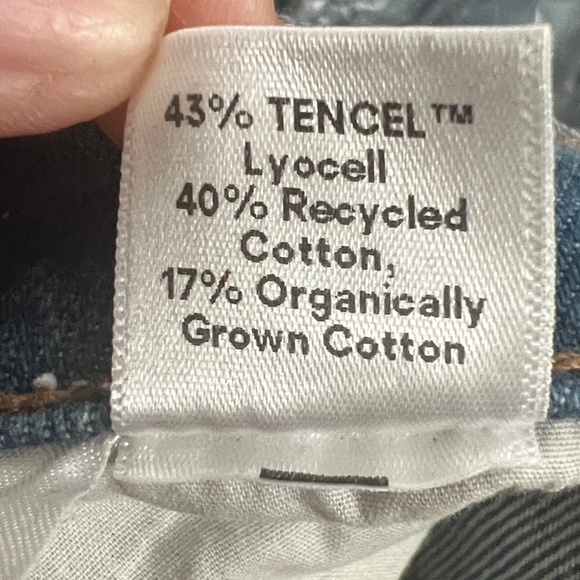 REFORMATION Cynthia High Rise Straight Jean Shasta Destroyed Size 23 - Picture 12 of 14